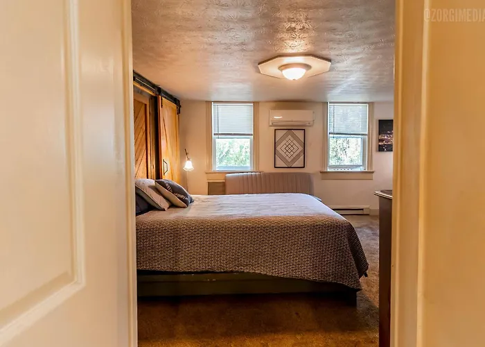 - Easy Access To And Amazing View * Pittsburgh